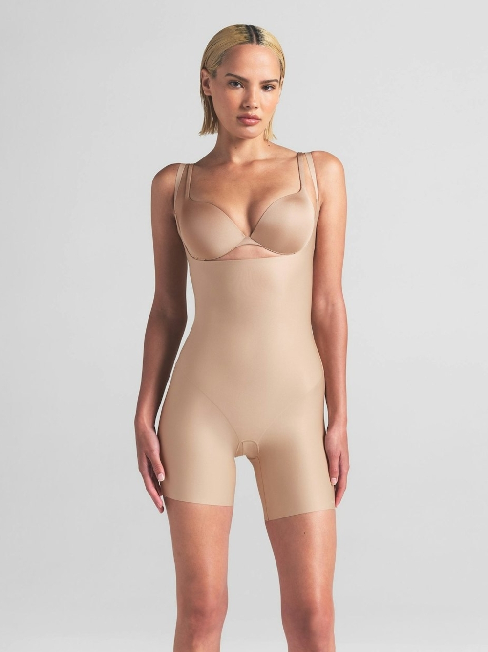 NWT SKIMS Body Core Sculpt Open Bust Mid Thigh Bodysuit Nude Clay XS